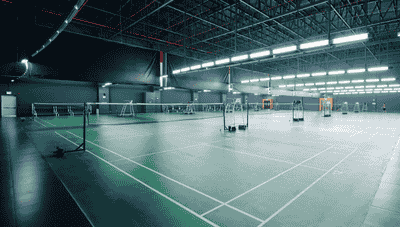 BADMINTON COURT